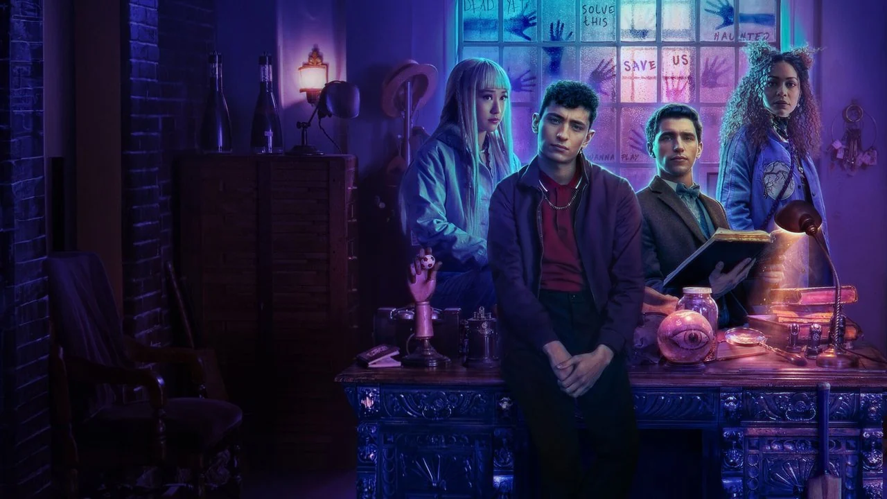 Сериал Детективы с того света (1 сезон)