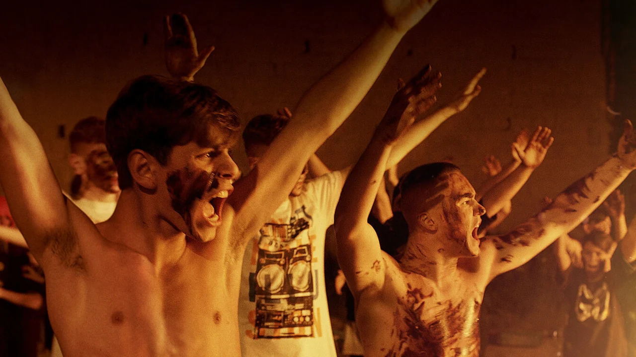 Фильм Пираньи Неаполя (2019)