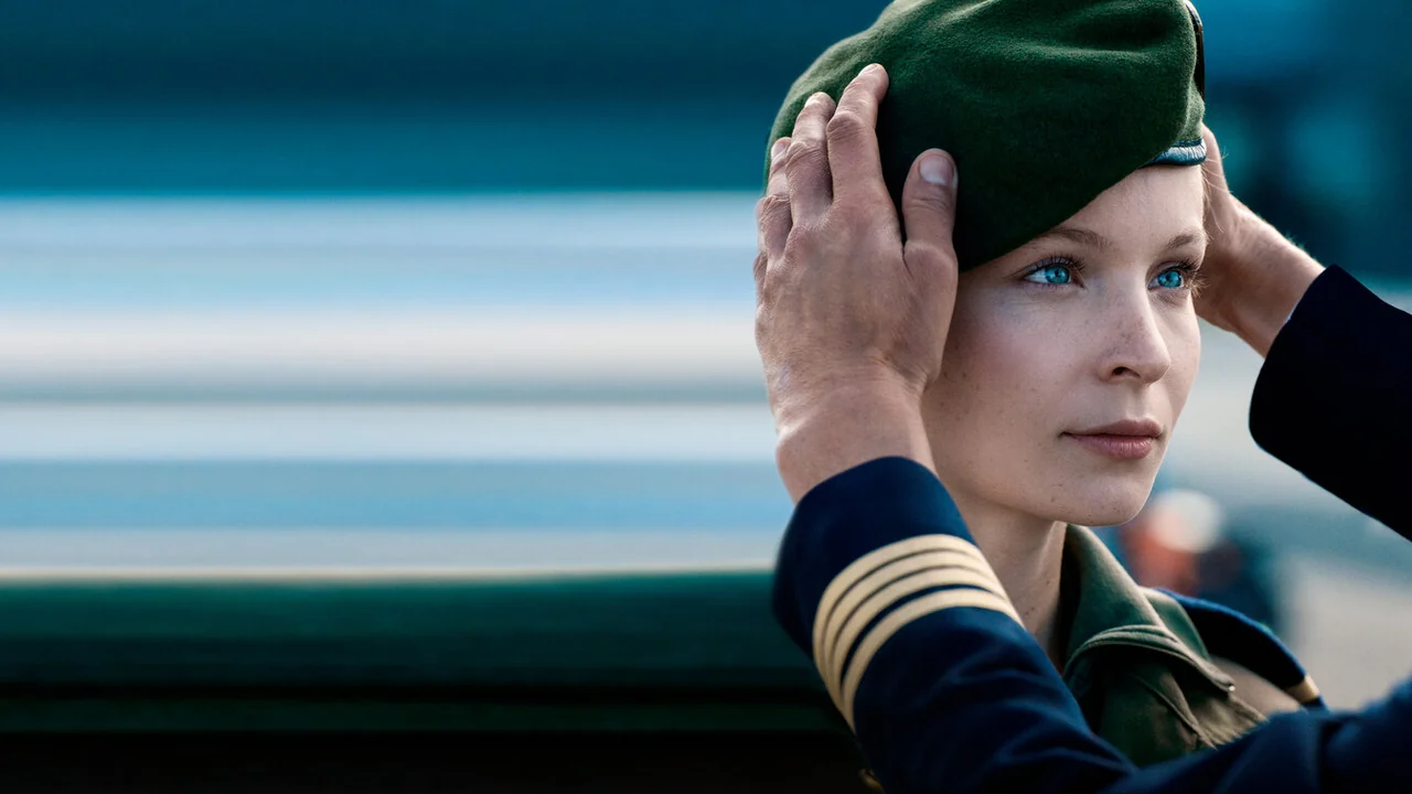 Фильм Девушка в зеленом берете (2018)