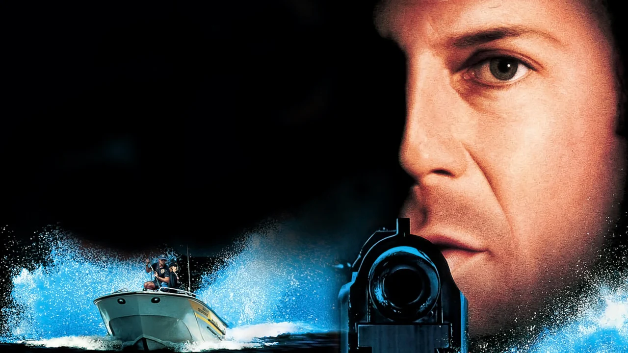 Фильм На расстоянии удара (1993)