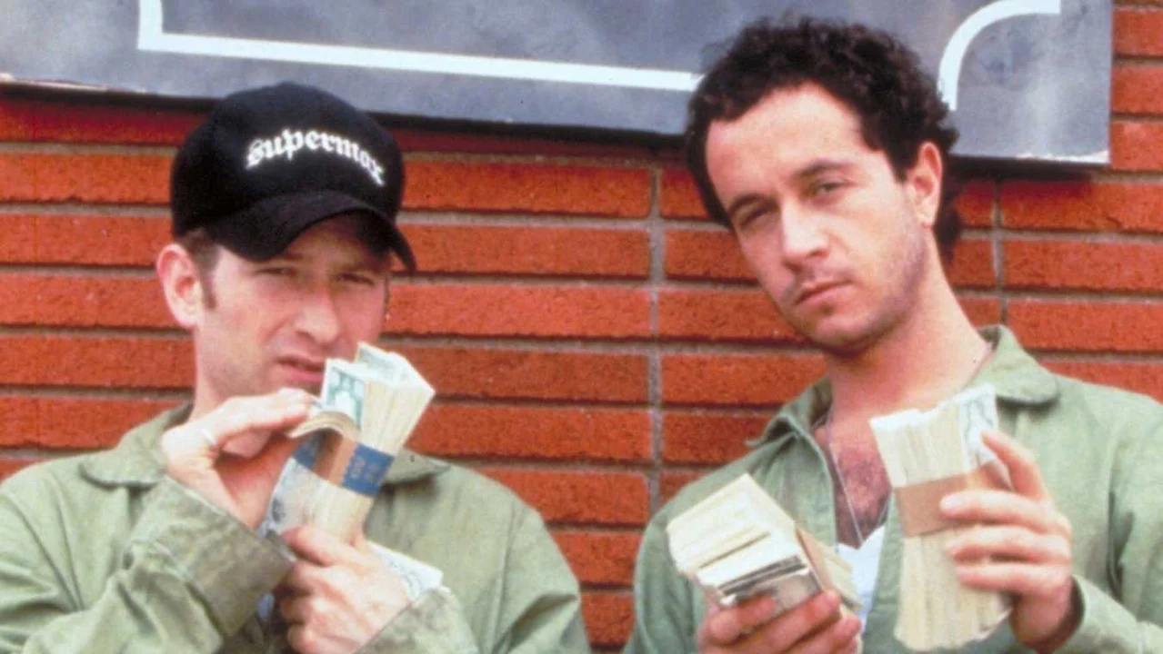 Фильм Руки вверх, или Грабители-неудачники (1996)