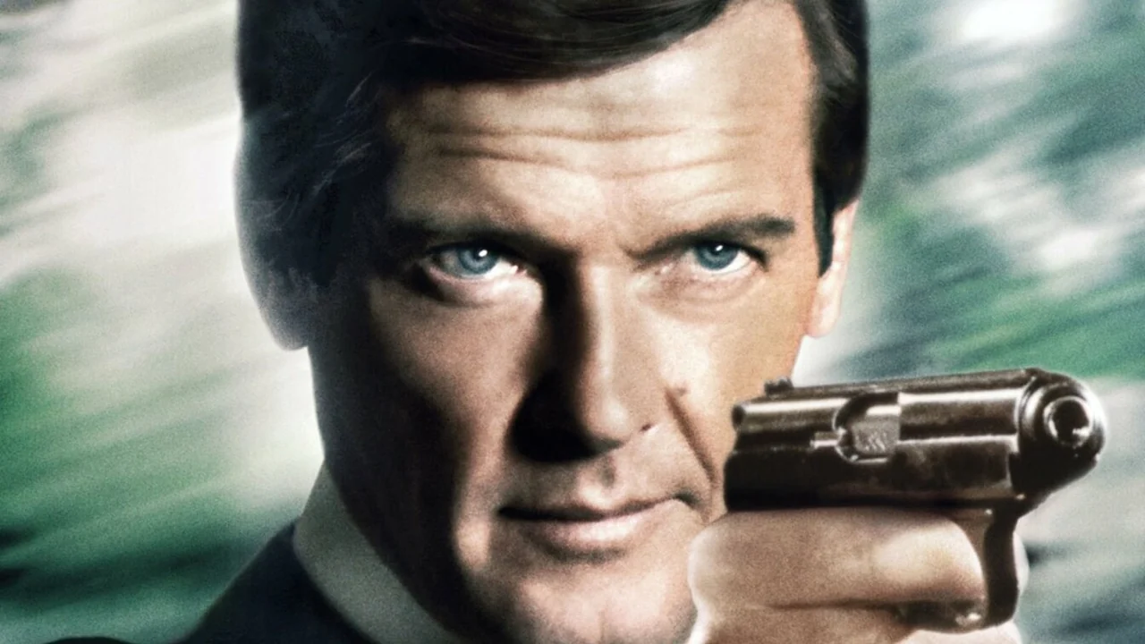 Фильм Человек с золотым пистолетом (1974)