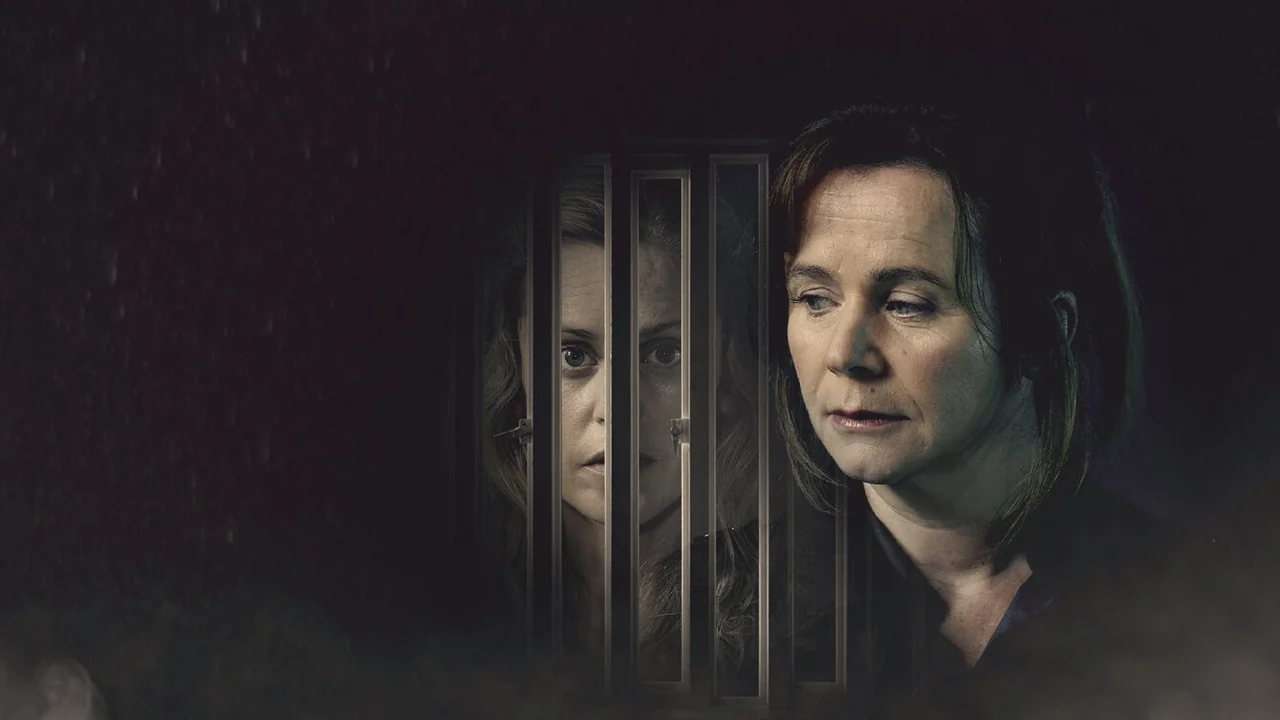 Сериал Слишком близко (1 сезон)